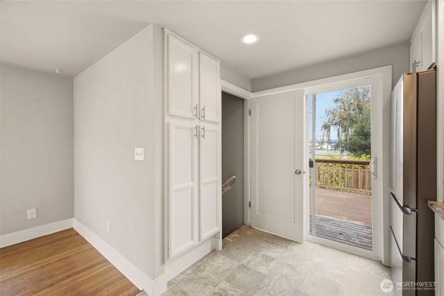 748 S Kenyon Street, Seattle, WA 98108