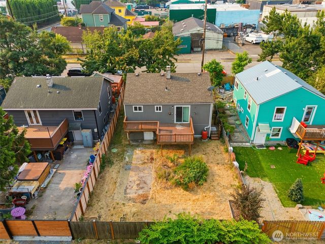 748 S Kenyon Street, Seattle, WA 98108