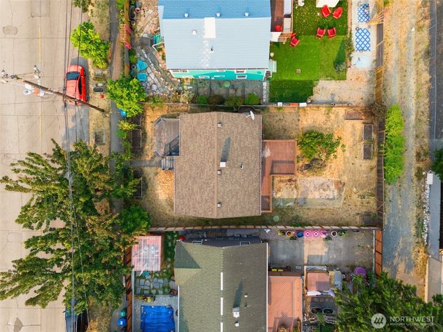 748 S Kenyon Street, Seattle, WA 98108