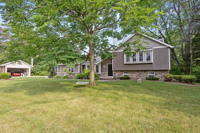 1218 PLATEAU HEIGHTS ROAD, Green Bay, WI 54313