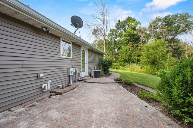 1218 PLATEAU HEIGHTS ROAD, Green Bay, WI 54313