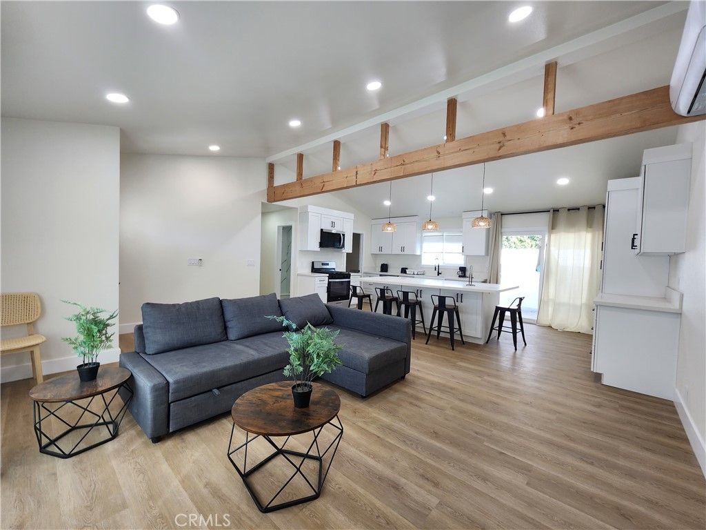 Image 3 of property listing at 14372 Janice, Westminster, CA 92683