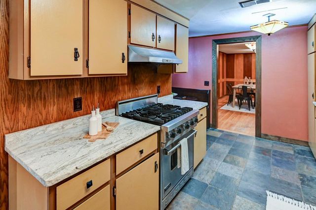 4229 Mandrake Road, Madison, WI 53704