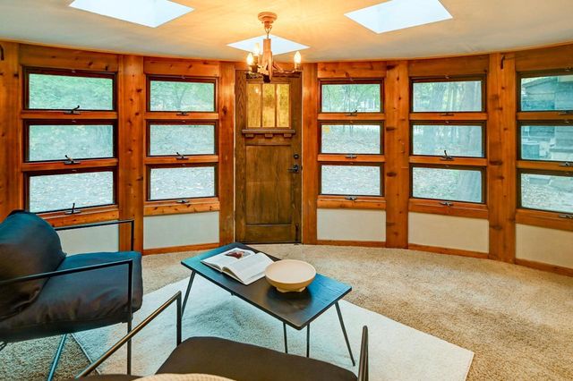 4229 Mandrake Road, Madison, WI 53704