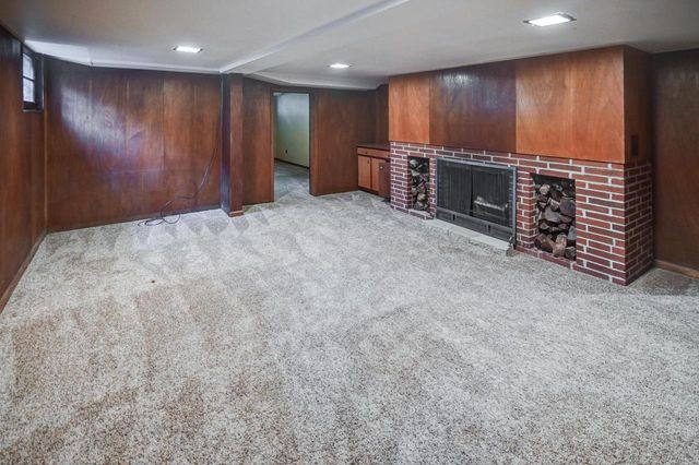 4229 Mandrake Road, Madison, WI 53704