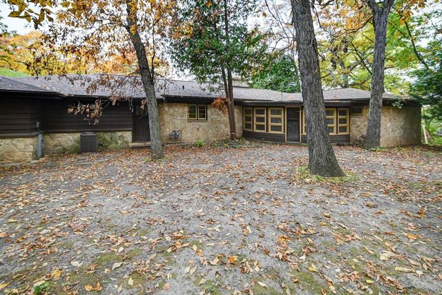 4229 Mandrake Road, Madison, WI 53704