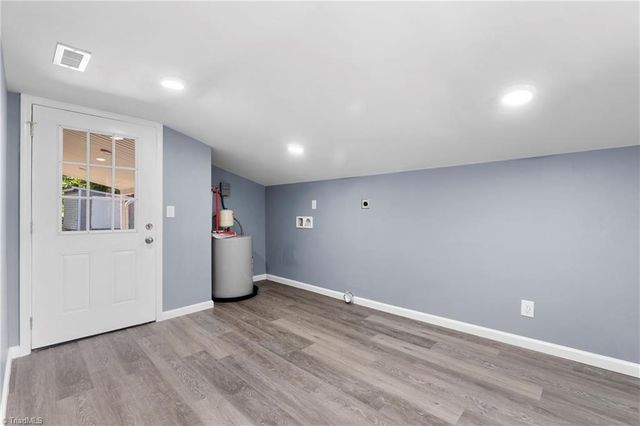 1266 E Holly Grove Road, Lexington, NC 27292