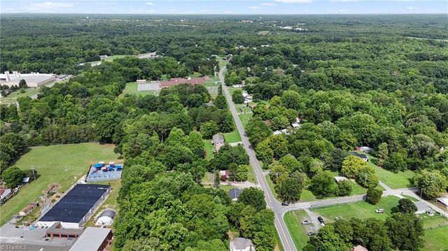 1266 E Holly Grove Road, Lexington, NC 27292
