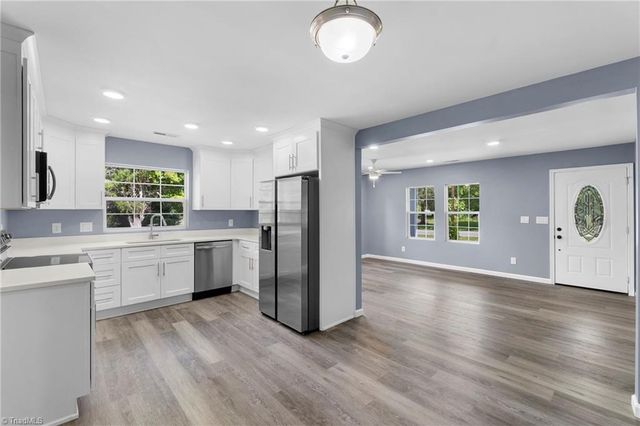 1266 E Holly Grove Road, Lexington, NC 27292