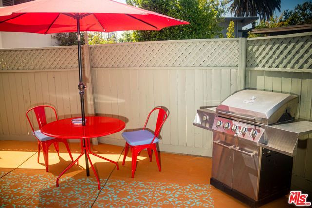 2247 Moore Street, Los Angeles, CA 90039