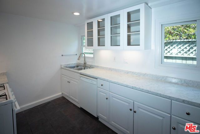 2247 Moore Street, Los Angeles, CA 90039