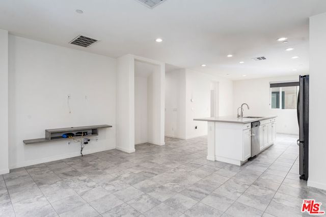 2850 N Glassell Street, Orange, CA 92865