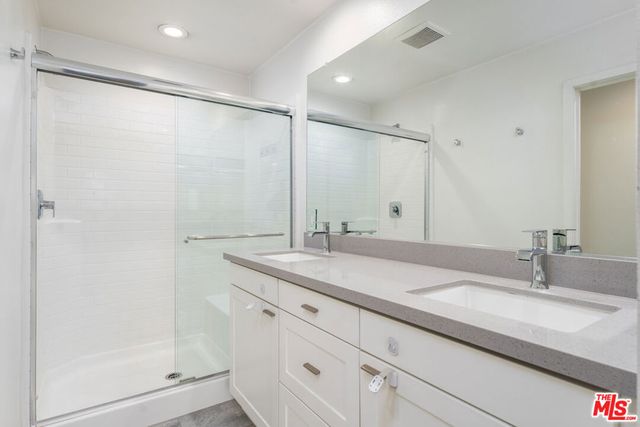 2850 N Glassell Street, Orange, CA 92865