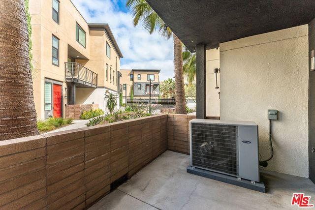 2850 N Glassell Street, Orange, CA 92865
