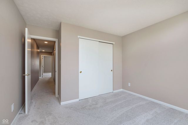 9481 Aberdare Drive, Indianapolis, IN 46250