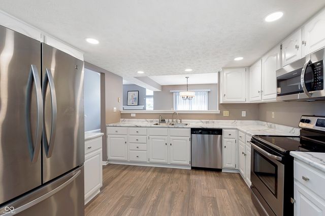 9481 Aberdare Drive, Indianapolis, IN 46250