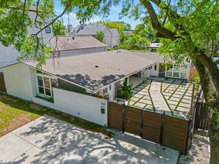 3925-3927 Childress Street, Houston, TX 77005