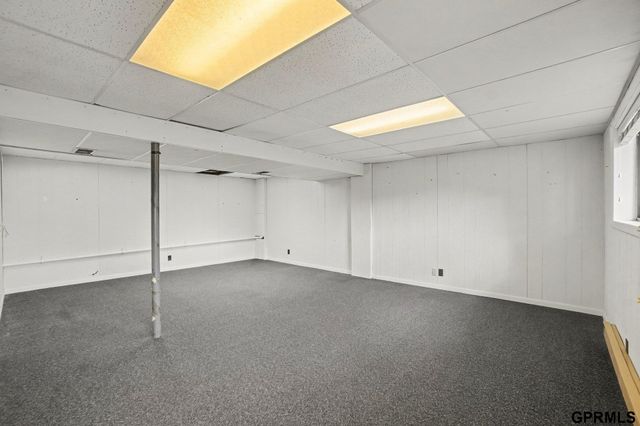 10016 P Street, Omaha, NE 68127
