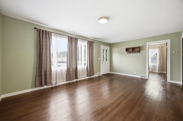109 2nd Street NW, Dilworth, MN 56529