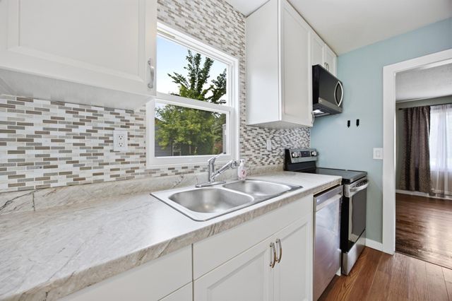 109 2nd Street NW, Dilworth, MN 56529