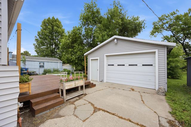 109 2nd Street NW, Dilworth, MN 56529