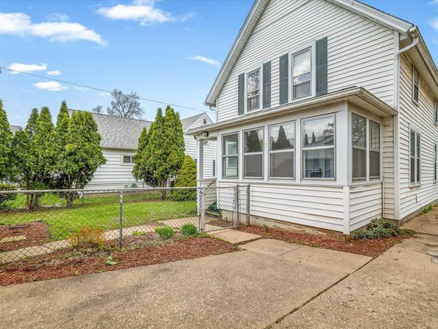 1546 W Grand Avenue, Beloit, WI 53511