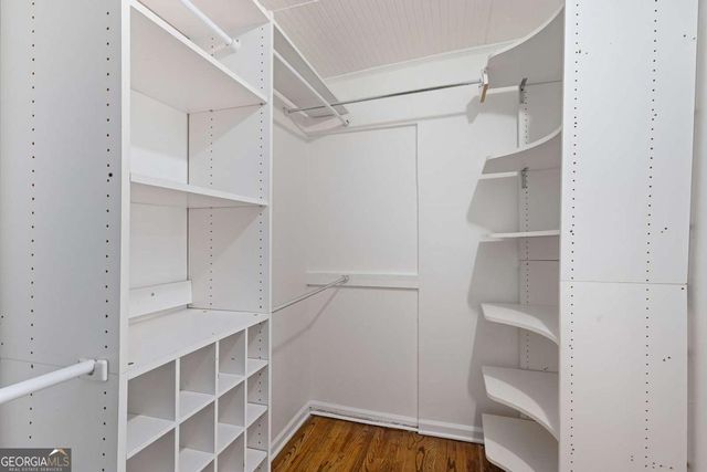 565 Timberland Drive, Atlanta, GA 30342