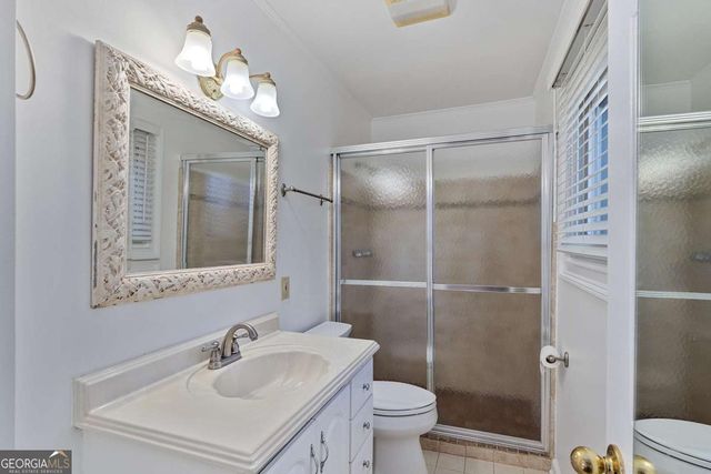 565 Timberland Drive, Atlanta, GA 30342