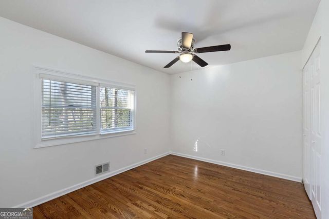 565 Timberland Drive, Atlanta, GA 30342