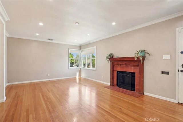 5513 Cartwright Avenue, North Hollywood, CA 91601