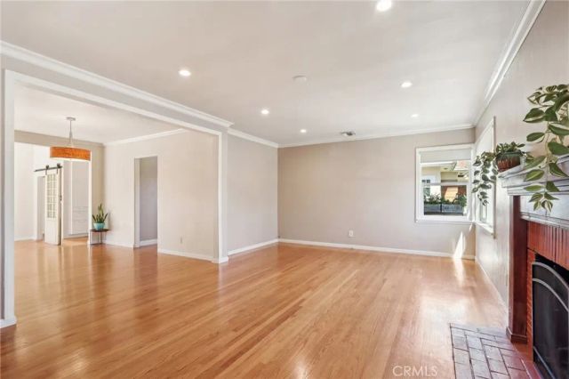 5513 Cartwright Avenue, North Hollywood, CA 91601