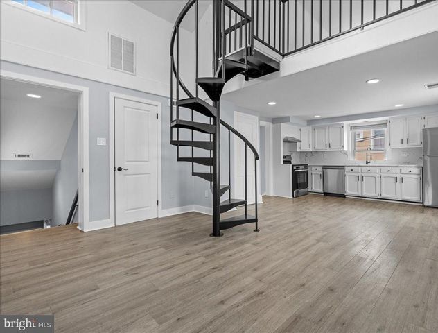 9 W BRIDGE ST, New Hope, PA 18938