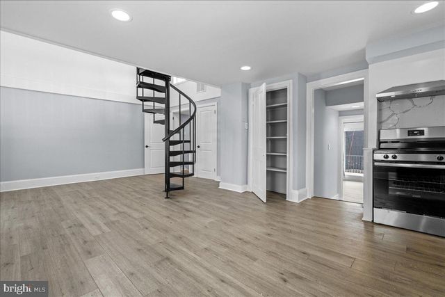 9 W BRIDGE ST, New Hope, PA 18938