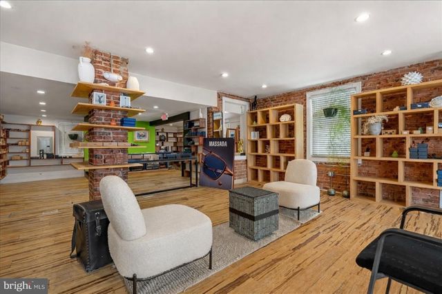 9 W BRIDGE ST, New Hope, PA 18938