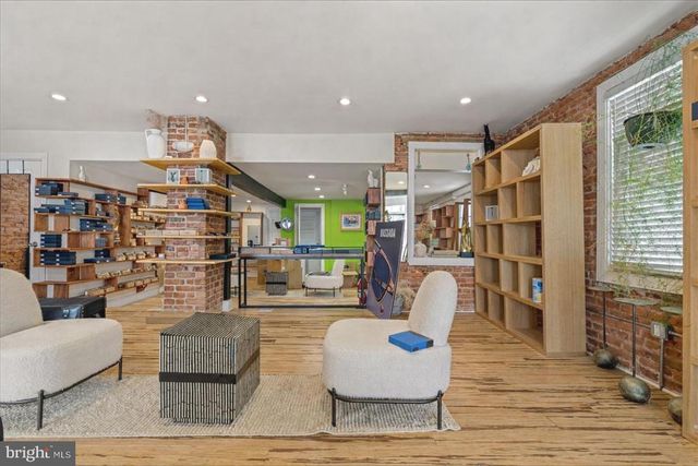 9 W BRIDGE ST, New Hope, PA 18938