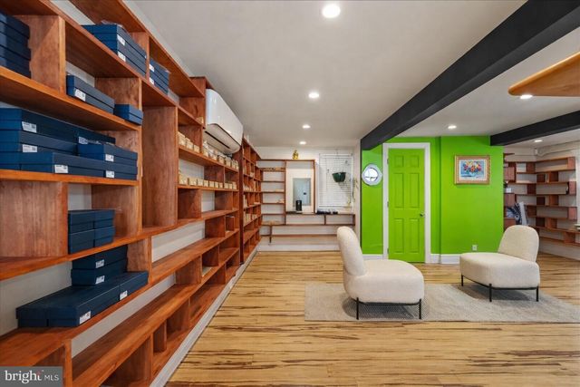 9 W BRIDGE ST, New Hope, PA 18938