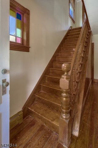 16 William St, Tewksbury Twp., NJ 08858