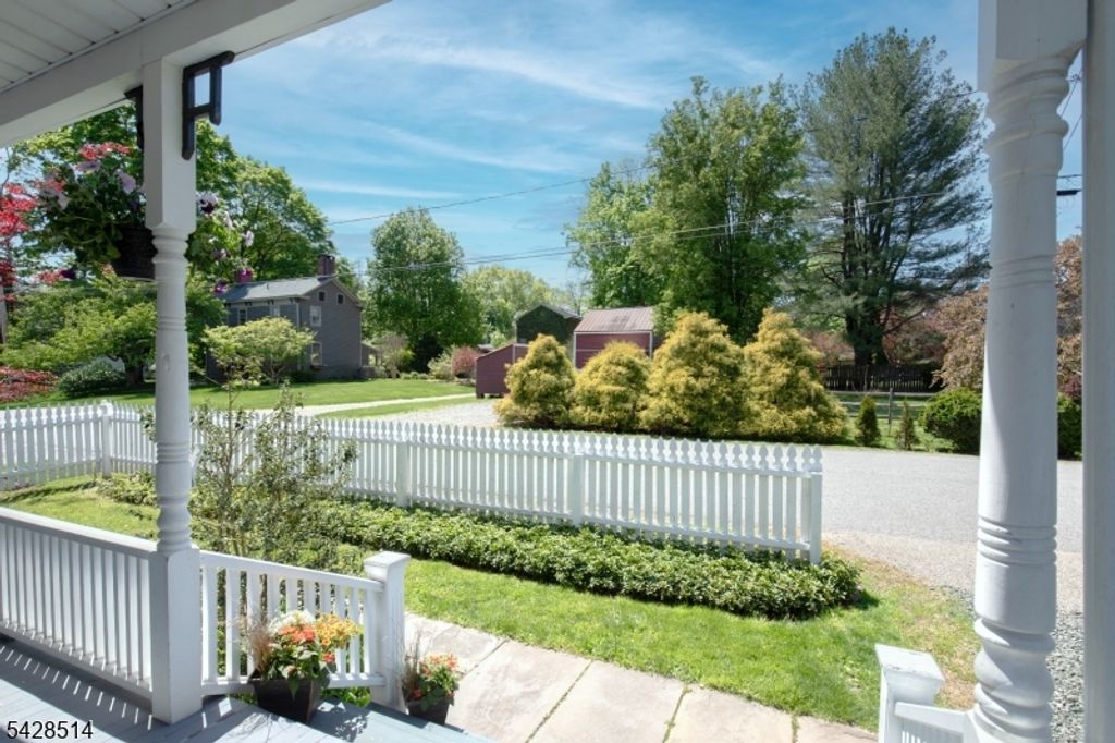 16 William St, Tewksbury Twp., NJ 08858 — photo 4