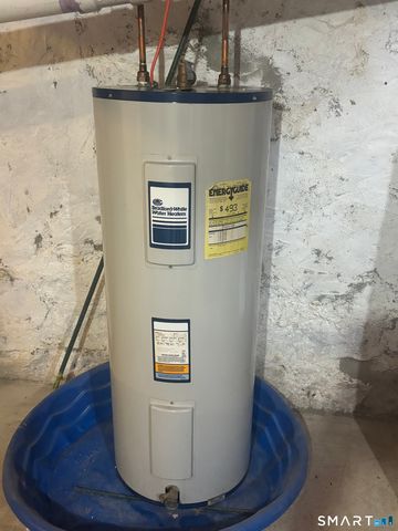 44 North Beacon Street, Waterbury, CT 06704