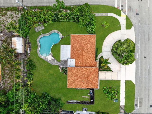 424 NW 12th Avenue, Boca Raton, FL 33486