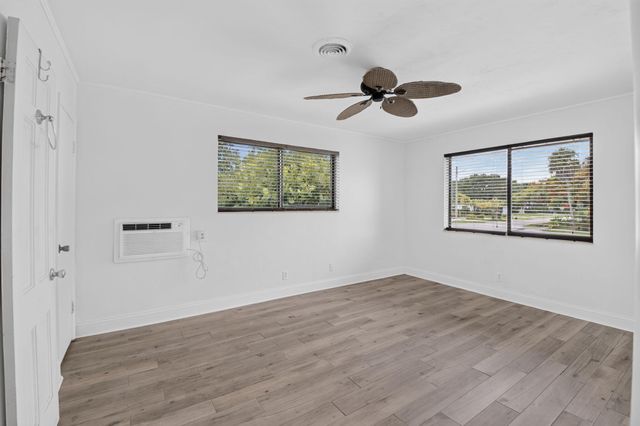 424 NW 12th Avenue, Boca Raton, FL 33486