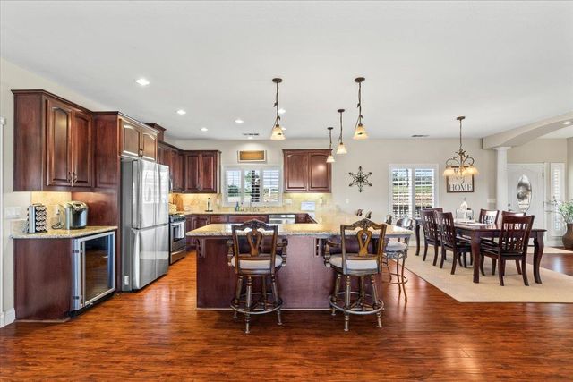 2494 Ross Dr, Valley Springs, CA 95252