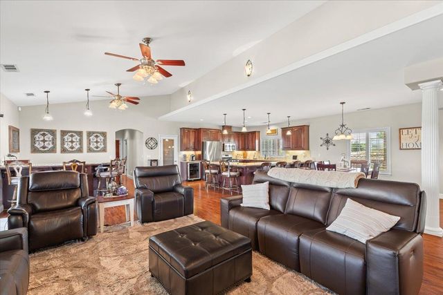 2494 Ross Dr, Valley Springs, CA 95252