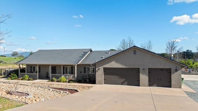 2494 Ross Dr, Valley Springs, CA 95252