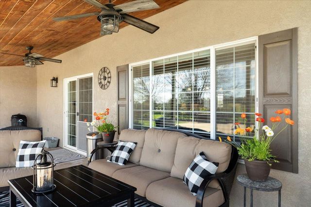 2494 Ross Dr, Valley Springs, CA 95252