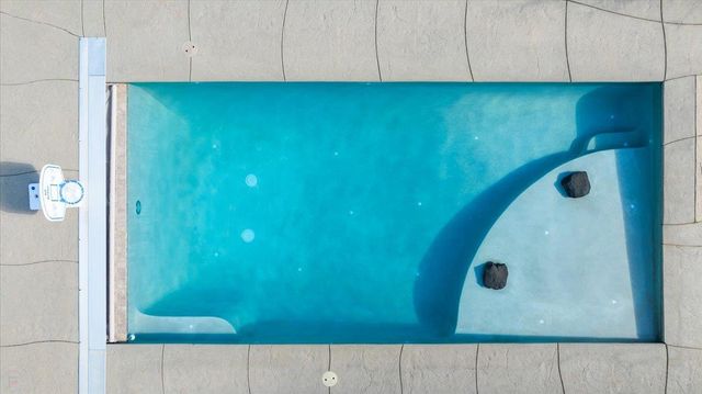 2494 Ross Dr, Valley Springs, CA 95252