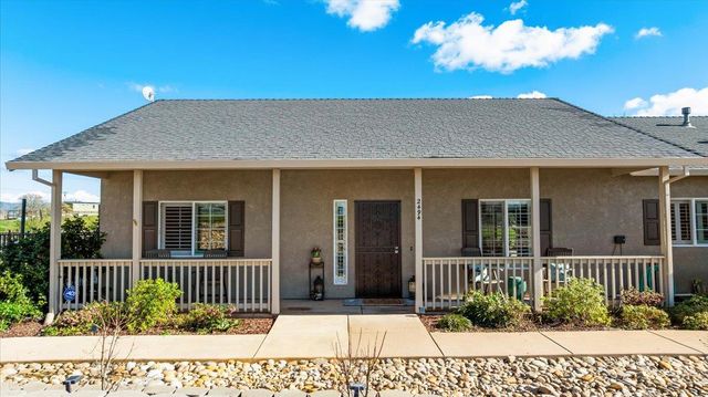 2494 Ross Dr, Valley Springs, CA 95252