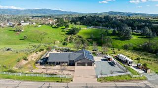 2494 Ross Dr, Valley Springs, CA 95252