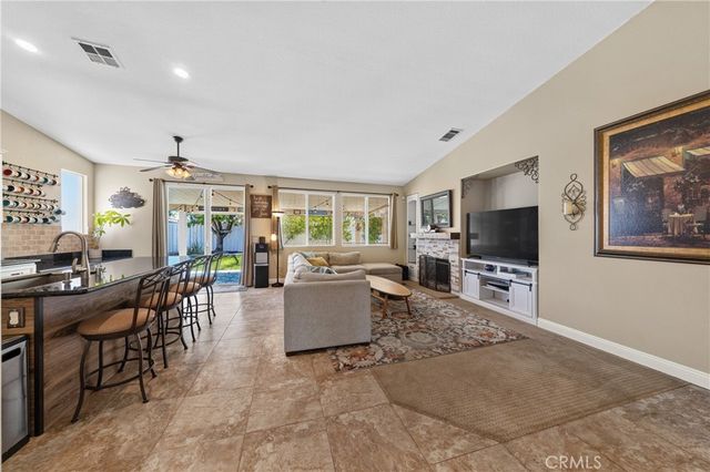 41196 Coolidge Circle, Murrieta, CA 92562