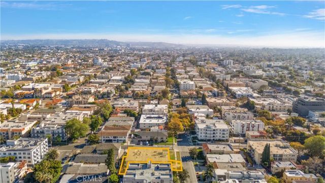 858 S Shenandoah Street, Los Angeles, CA 90035